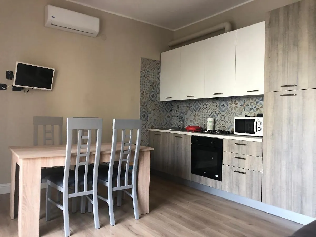 Апартаменты Giselle House Кальяри Италия